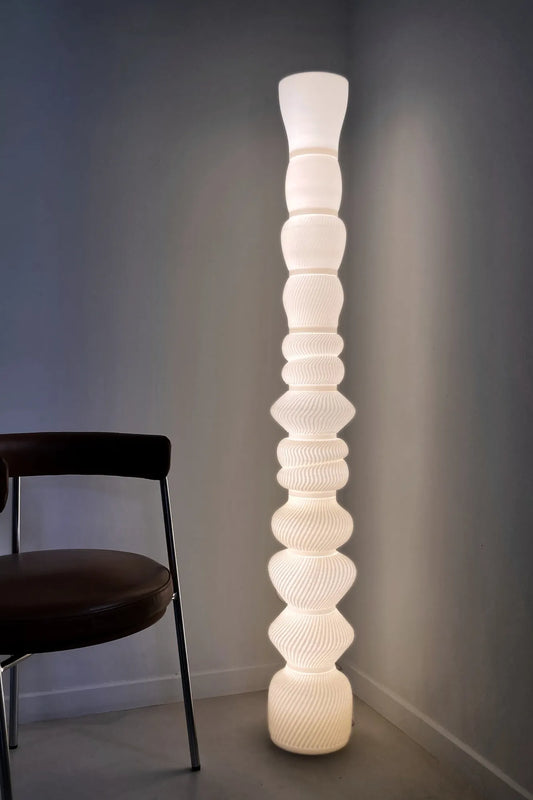 Lampadaire totem – Exélixi 156
