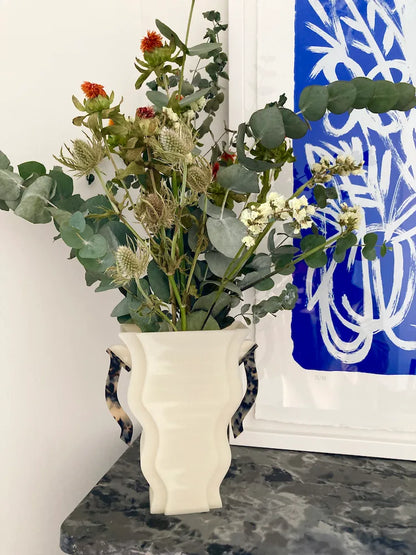Wave vase